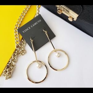 Large Vince Camuto  earnings